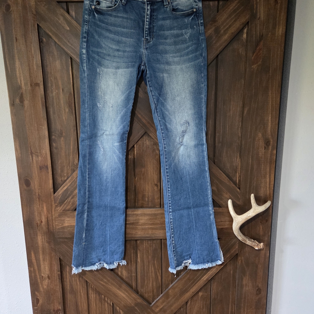 Women's KanCan Size 30 Flare Jeans